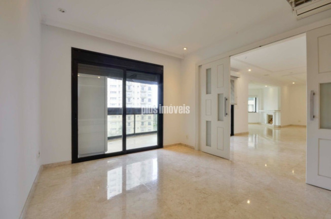 Imagem Apartamento com 4 Quartos à Venda, 336 m² em Panamby - São Paulo Imagem Apartamento com 4 Quartos à Venda, 336 m² em Panamby - São Paulo