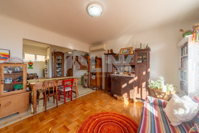 Imagem Apartamento com 2 Quartos à Venda, 95 m² em Menino Deus - Porto Alegre Imagem Apartamento com 2 Quartos à Venda, 95 m² em Menino Deus - Porto Alegre