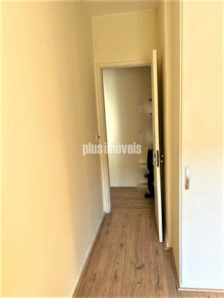 Imagem Casa com 3 Quartos à Venda, 331 m² em Morumbi - São Paulo Imagem Casa com 3 Quartos à Venda, 331 m² em Morumbi - São Paulo