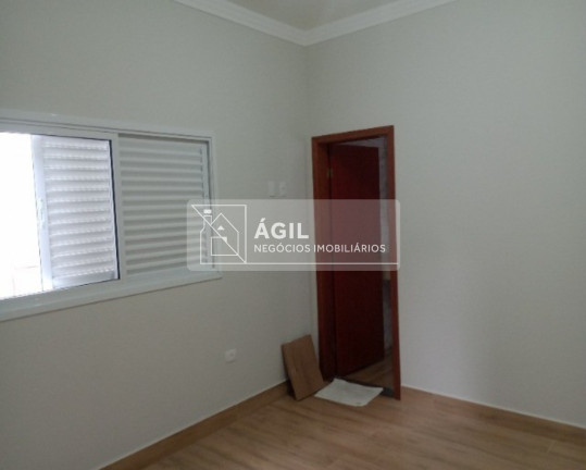 Imagem Casa com 3 Quartos à Venda, 150 m² em Parque Brasil - Jacareí