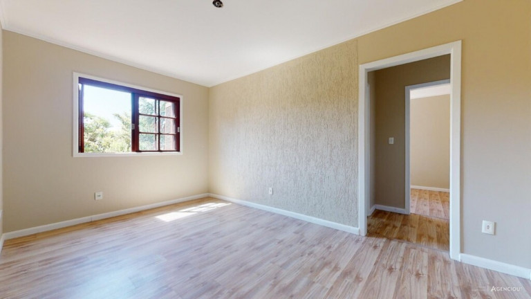 Imagem Imóvel com 2 Quartos à Venda, 69 m² em Jardim Itu - Porto Alegre Imagem Imóvel com 2 Quartos à Venda, 69 m² em Jardim Itu - Porto Alegre