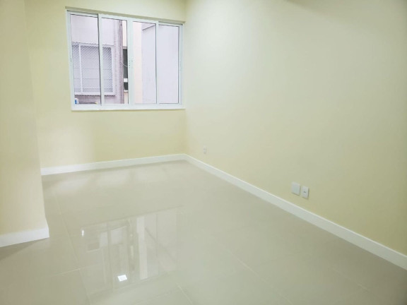 Imagem Apartamento com 3 Quartos à Venda, 130 m² em Copacabana - Rio De Janeiro