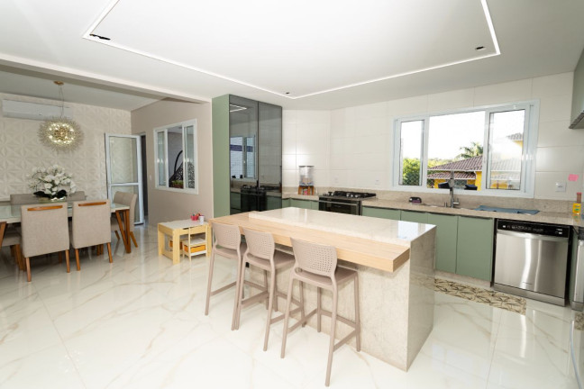 Imagem Casa com 4 Quartos à Venda, 400 m² em Cabral - Contagem Imagem Casa com 4 Quartos à Venda, 400 m² em Cabral - Contagem