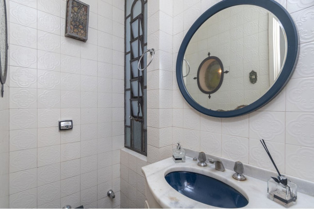 Imagem Apartamento com 3 Quartos à Venda, 139 m² em Farroupilha - Porto Alegre Imagem Apartamento com 3 Quartos à Venda, 139 m² em Farroupilha - Porto Alegre