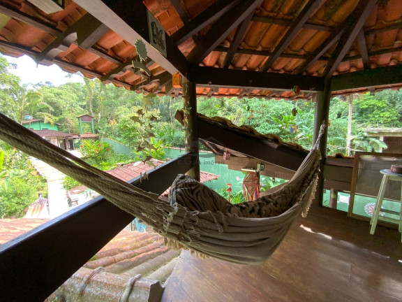 Casa com 4 Quartos à Venda, 230 m² em Camburi - São Sebastião