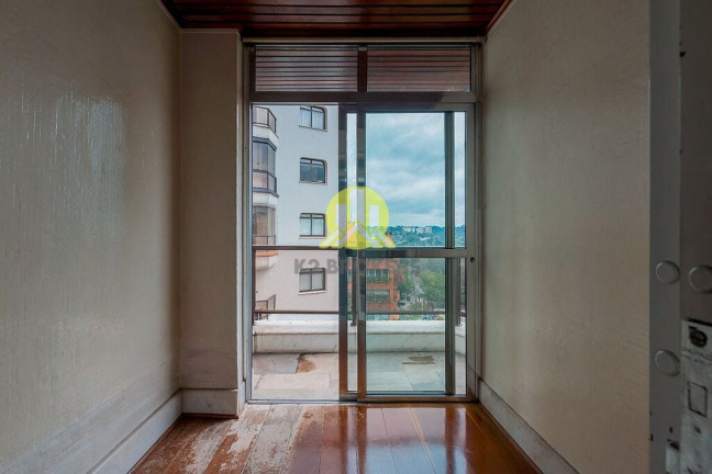 Imagem Apartamento com 3 Quartos à Venda, 185 m² em Itaim Bibi - São Paulo