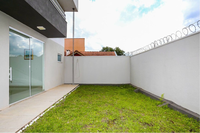 Imagem Casa com 3 Quartos à Venda, 218 m² em Pilarzinho - Curitiba
