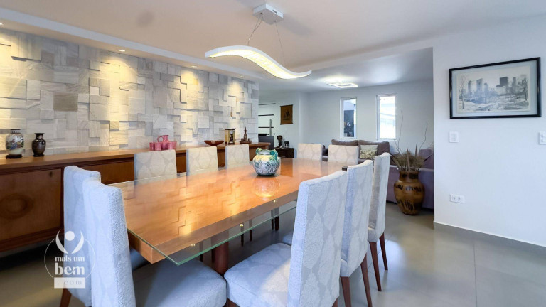 Imagem Casa com 3 Quartos à Venda, 244 m² em Seminário - Curitiba Imagem Casa com 3 Quartos à Venda, 244 m² em Seminário - Curitiba