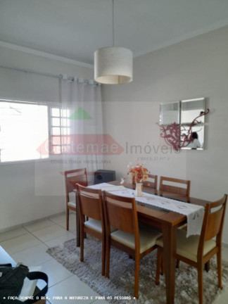 Imagem Casa com 2 Quartos à Venda, 74 m² em Vila Sao Geraldo - Taubaté