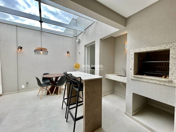 Imagem Apartamento com 2 Quartos à Venda, 130 m² em Mariscal - Bombinhas