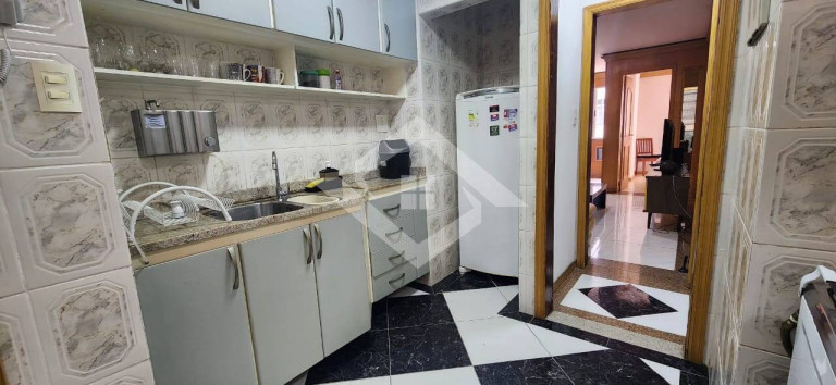 Imagem Apartamento com 2 Quartos à Venda, 80 m² em Copacabana - Rio De Janeiro