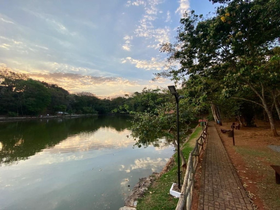 Imagem Casa com 4 Quartos à Venda, 279 m² em Condomínio Do Lago - Goiânia Imagem Casa com 4 Quartos à Venda, 279 m² em Condomínio Do Lago - Goiânia