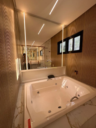 Imagem Casa com 4 Quartos à Venda, 412 m² em Residencial Parque Mendanha - Goiânia Imagem Casa com 4 Quartos à Venda, 412 m² em Residencial Parque Mendanha - Goiânia