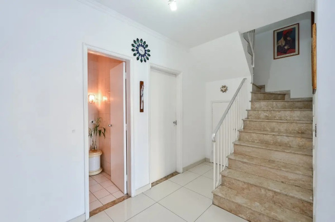 Imagem Casa com 3 Quartos à Venda, 190 m² em Vila Ipojuca - São Paulo Imagem Casa com 3 Quartos à Venda, 190 m² em Vila Ipojuca - São Paulo