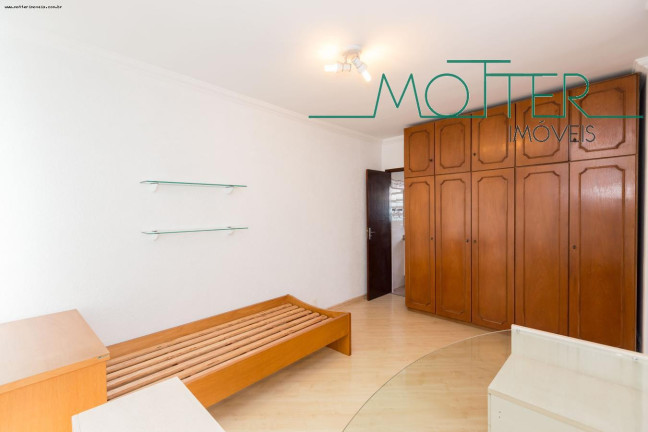 Imagem Casa com 3 Quartos à Venda, 159 m² em Novo Mundo - Curitiba Imagem Casa com 3 Quartos à Venda, 159 m² em Novo Mundo - Curitiba