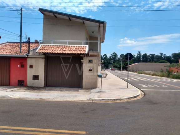 Casa com 3 Quartos à Venda, 242 m² em Vila Apolo - Itapetininga