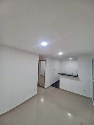 Imagem Apartamento com 2 Quartos à Venda, 43 m² em Pinheirinho - Curitiba