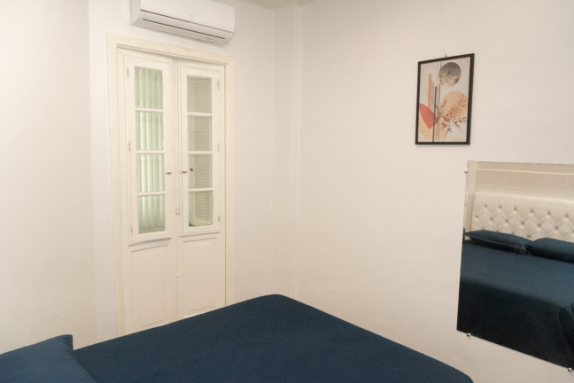 Imagem Apartamento com 2 Quartos à Venda, 54 m² em Copacabana - Rio De Janeiro