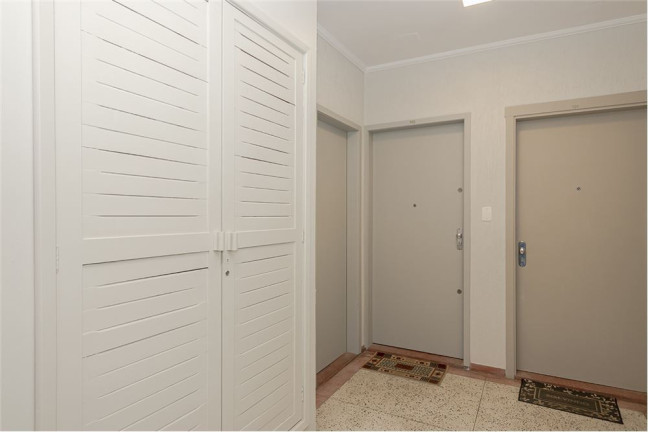 Imagem Apartamento com 3 Quartos à Venda, 95 m² em Centro Histórico - Porto Alegre Imagem Apartamento com 3 Quartos à Venda, 95 m² em Centro Histórico - Porto Alegre