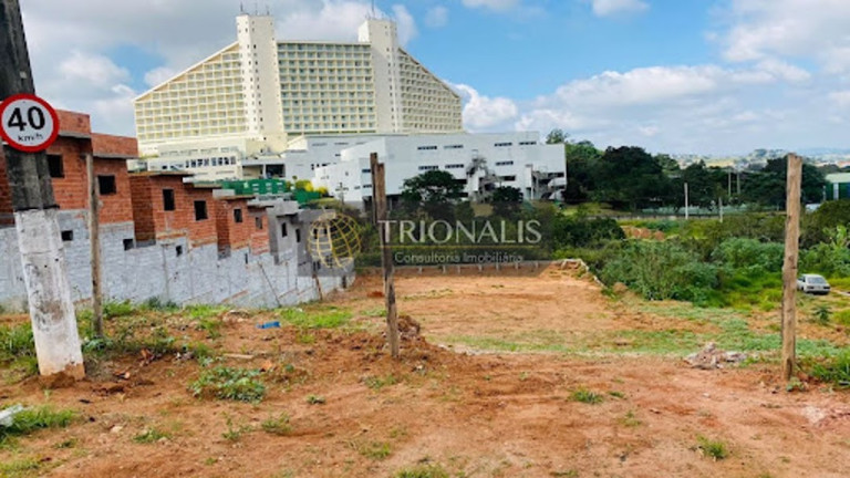 Imagem Terreno à Venda, 1.396 m² em Jardim Santo Antônio - Atibaia Imagem Terreno à Venda, 1.396 m² em Jardim Santo Antônio - Atibaia