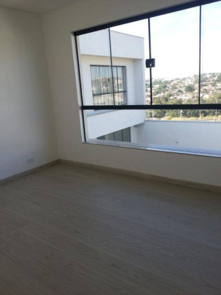 Imagem Sobrado com 3 Quartos à Venda, 460 m² em Portal Das Flores - Arapongas Imagem Sobrado com 3 Quartos à Venda, 460 m² em Portal Das Flores - Arapongas