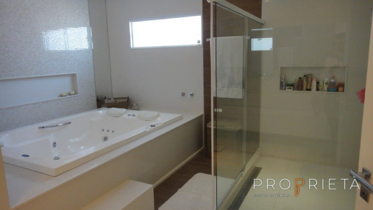 Imagem Casa de Condomínio com 5 Quartos à Venda, 963 m² em Barra Da Tijuca - Rio De Janeiro Imagem Casa de Condomínio com 5 Quartos à Venda, 963 m² em Barra Da Tijuca - Rio De Janeiro