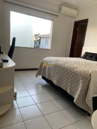 Imagem Casa com 5 Quartos à Venda, 205 m² em Buraquinho - Lauro De Freitas