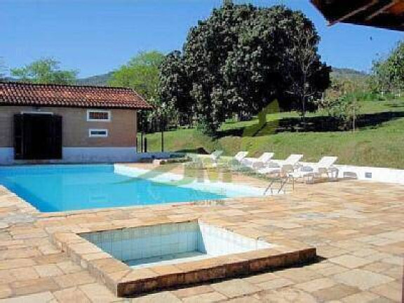 Imagem Chácara com 10 Quartos à Venda, 48.000 m² em Cachoeira - Piracaia Imagem Chácara com 10 Quartos à Venda, 48.000 m² em Cachoeira - Piracaia