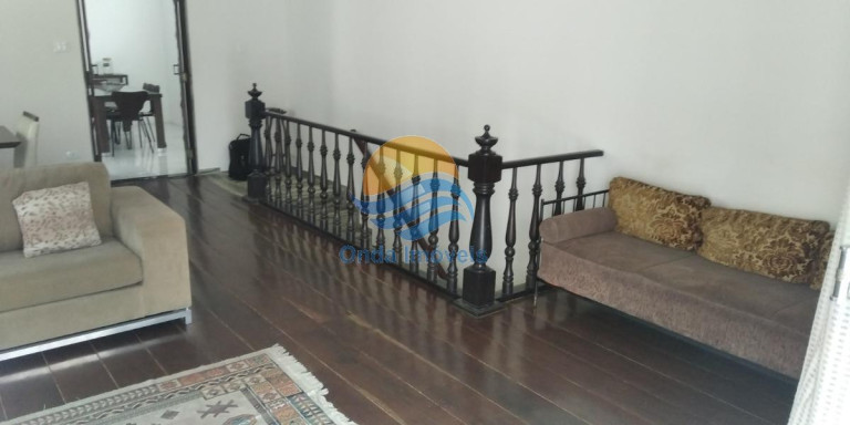 Imagem Casa com 4 Quartos à Venda, 200 m² em Boqueirão - Santos