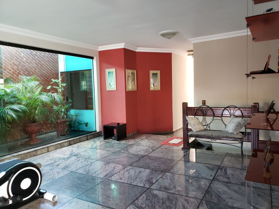 Sobrado com 3 Quartos à Venda, 292 m² em Parque Novo Oratório - Santo André