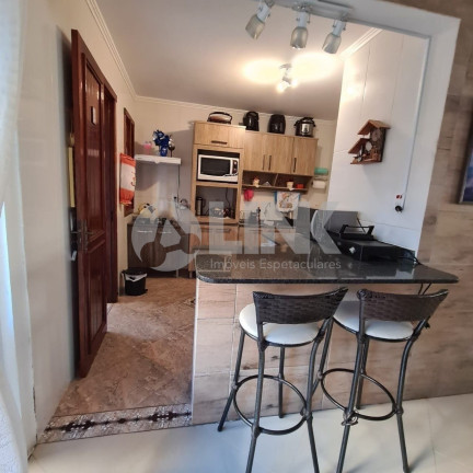 Imagem Casa com 4 Quartos à Venda, 167 m² em Hípica - Porto Alegre Imagem Casa com 4 Quartos à Venda, 167 m² em Hípica - Porto Alegre