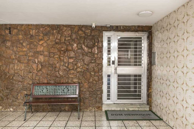 Imagem Imóvel com 3 Quartos à Venda, em Centro Histórico - Porto Alegre Imagem Imóvel com 3 Quartos à Venda, em Centro Histórico - Porto Alegre