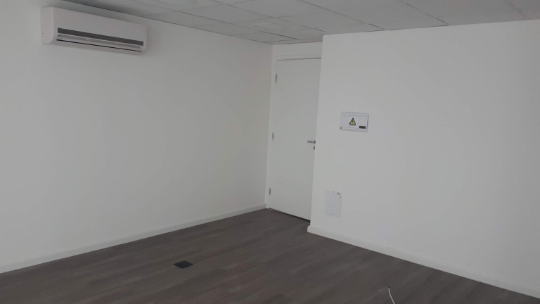 Imagem Sala Comercial para Alugar, 33 m² em Santo Amaro - São Paulo Imagem Sala Comercial para Alugar, 33 m² em Santo Amaro - São Paulo