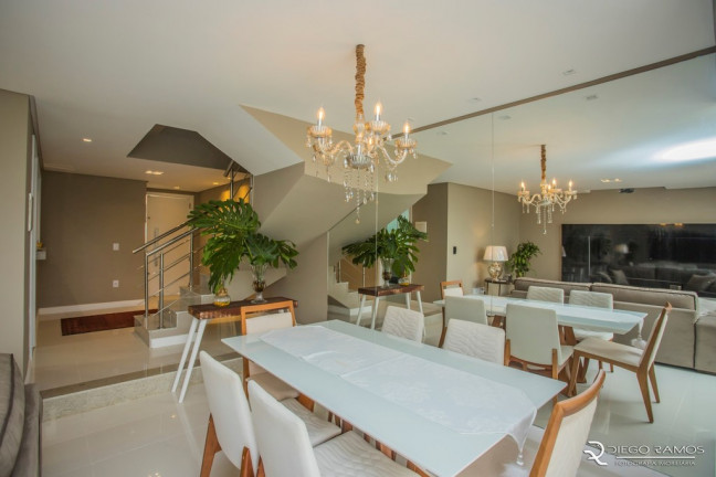 Imagem Casa de Condomínio com 3 Quartos à Venda, 205 m² em Morro Santana - Porto Alegre