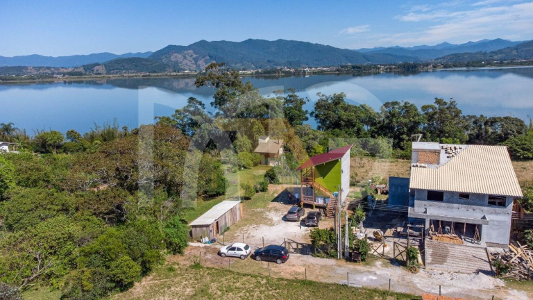 Imagem Imóvel com 2 Quartos à Venda, em Ibiraquera - Imbituba Imagem Imóvel com 2 Quartos à Venda, em Ibiraquera - Imbituba