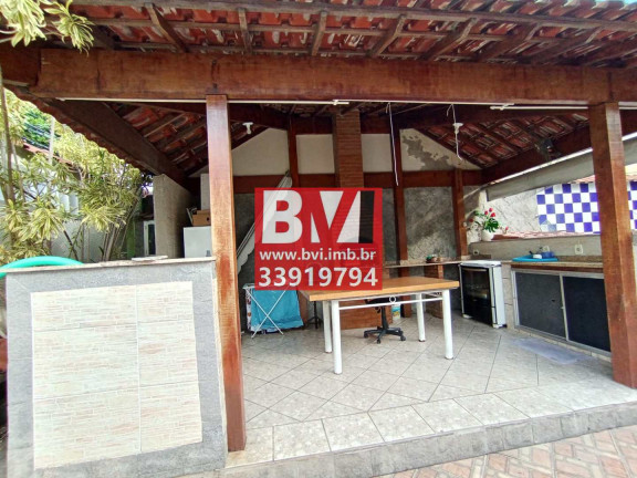 Imagem Casa com 2 Quartos à Venda, 90 m² em Vista Alegre - Rio De Janeiro Imagem Casa com 2 Quartos à Venda, 90 m² em Vista Alegre - Rio De Janeiro