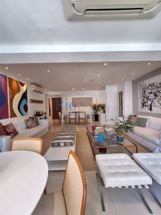 Imagem Apartamento com 3 Quartos à Venda, 132 m² em Barra Da Tijuca - Rio De Janeiro