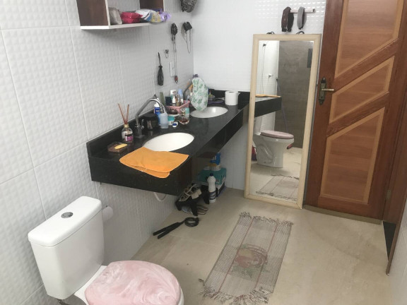 Imagem Casa com 3 Quartos à Venda, 200 m² em Novo Aleixo - Manaus Imagem Casa com 3 Quartos à Venda, 200 m² em Novo Aleixo - Manaus