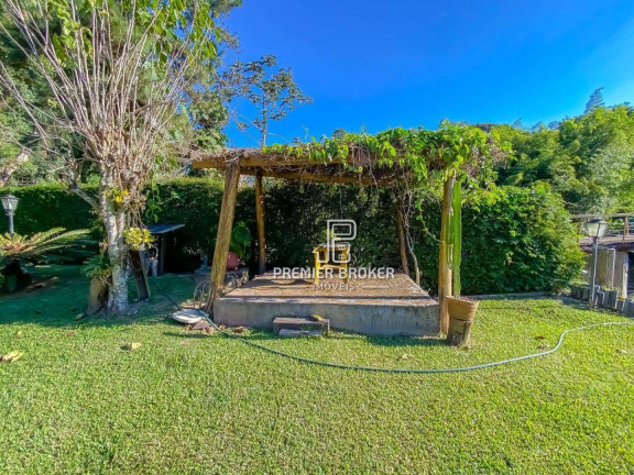 Imagem Casa com 4 Quartos à Venda, 200 m² em Vargem Grande - Teresópolis