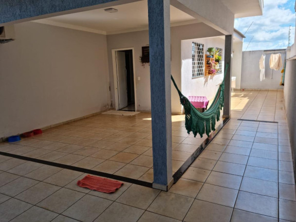 Imagem Casa com 2 Quartos à Venda, 100 m² em Jardim Tupinambá - Maringá