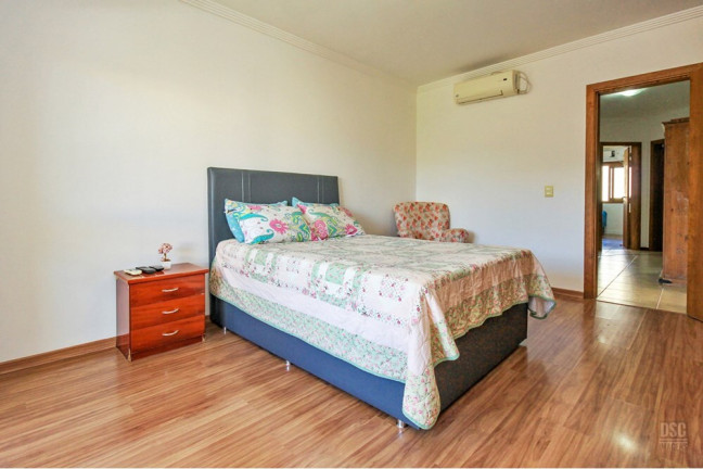 Imagem Casa com 4 Quartos à Venda, 201 m² em Espírito Santo - Porto Alegre