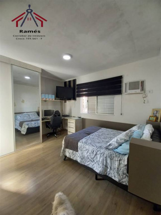 Imagem Apartamento com 4 Quartos à Venda, 194 m² em Forte - Praia Grande