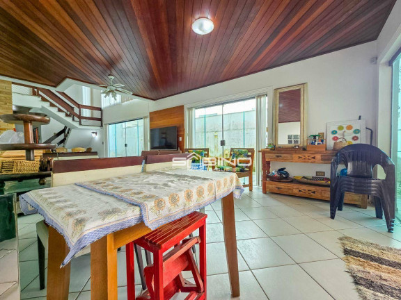 Imagem Casa com 5 Quartos para Alugar, 280 m² em Riviera De São Lourenço - Bertioga