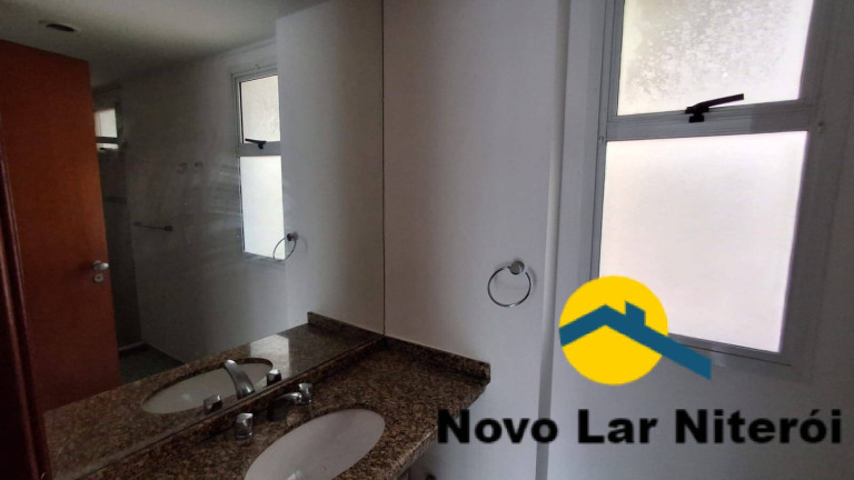 Imagem Casa com 2 Quartos à Venda, 130 m² em São Francisco - Niterói Imagem Casa com 2 Quartos à Venda, 130 m² em São Francisco - Niterói