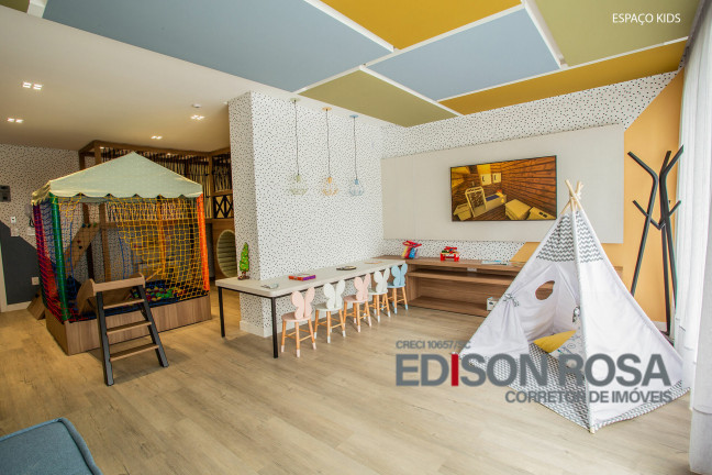 Imagem Apartamento com 3 Quartos à Venda, 101 m² em Centro - Florianópolis