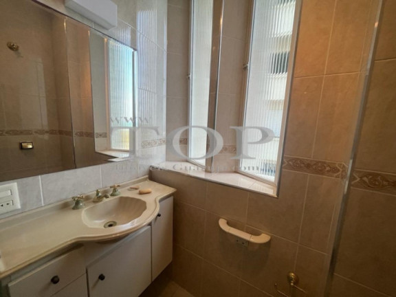 Imagem Apartamento com 3 Quartos à Venda, 126 m² em Pitangueiras - Guarujá Imagem Apartamento com 3 Quartos à Venda, 126 m² em Pitangueiras - Guarujá