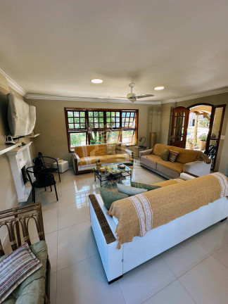 Imagem Casa com 3 Quartos para Temporada, 390 m² em Bertioga