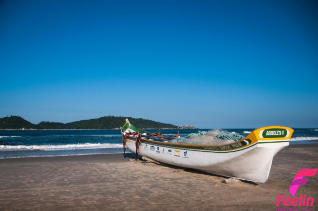 Imagem Terreno à Venda, 1.680 m² em Rio Tavares - Florianópolis Imagem Terreno à Venda, 1.680 m² em Rio Tavares - Florianópolis