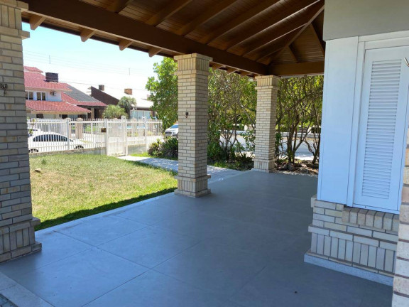 Imagem Casa com 5 Quartos à Venda, 240 m² em Atlantida - Xangri-lá Imagem Casa com 5 Quartos à Venda, 240 m² em Atlantida - Xangri-lá