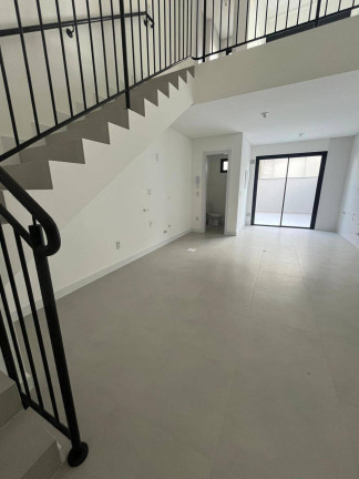 Apartamento com 1 Quarto à Venda, 68 m² em Centro - Florianópolis